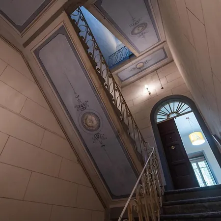 Casa Leopoldo 게스트하우스 4*